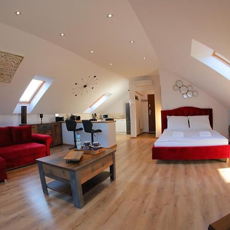 Apartament Ksiazecy Klimatyzacja Żagań Buitenkant foto